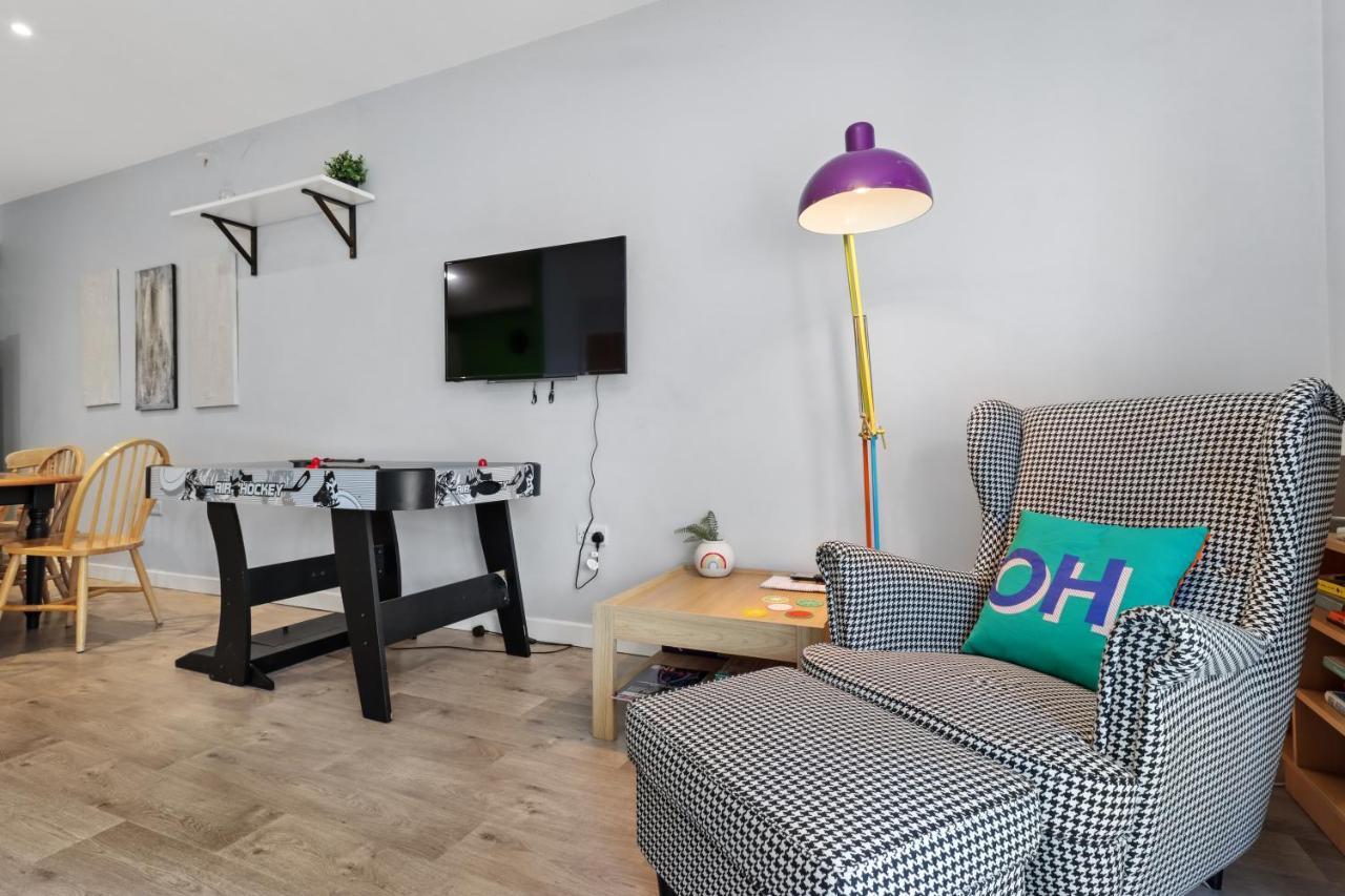 Вілла Modern House With Parking Buisness And Leisure Brighton Екстер'єр фото