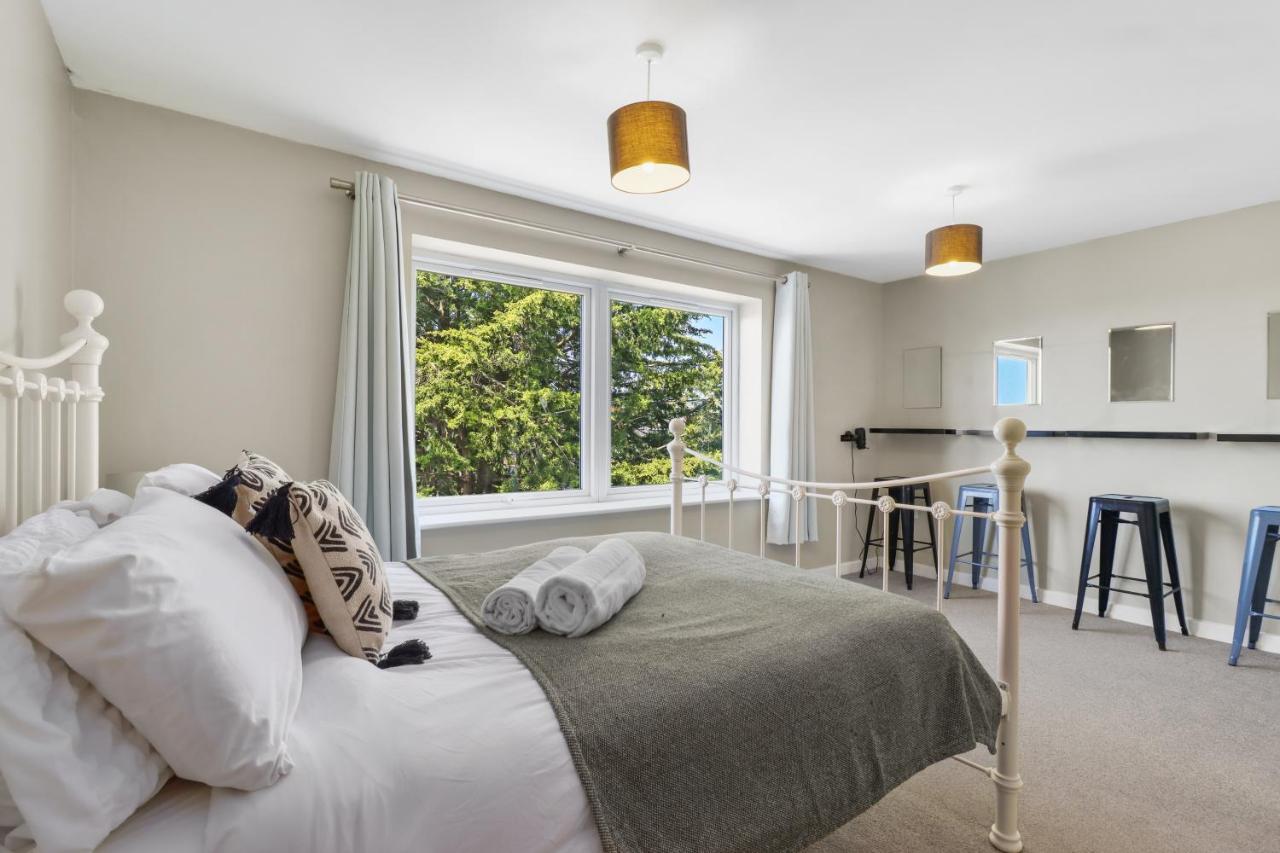 Вілла Modern House With Parking Buisness And Leisure Brighton Екстер'єр фото